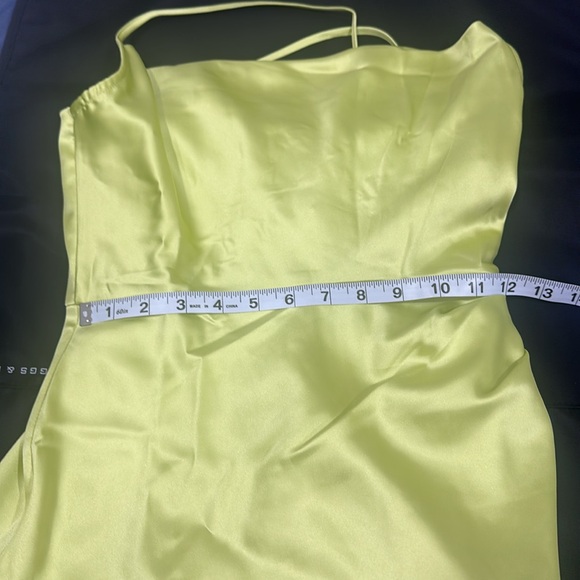 NWT forever 21 Honeydew Dress - Picture 6 of 11